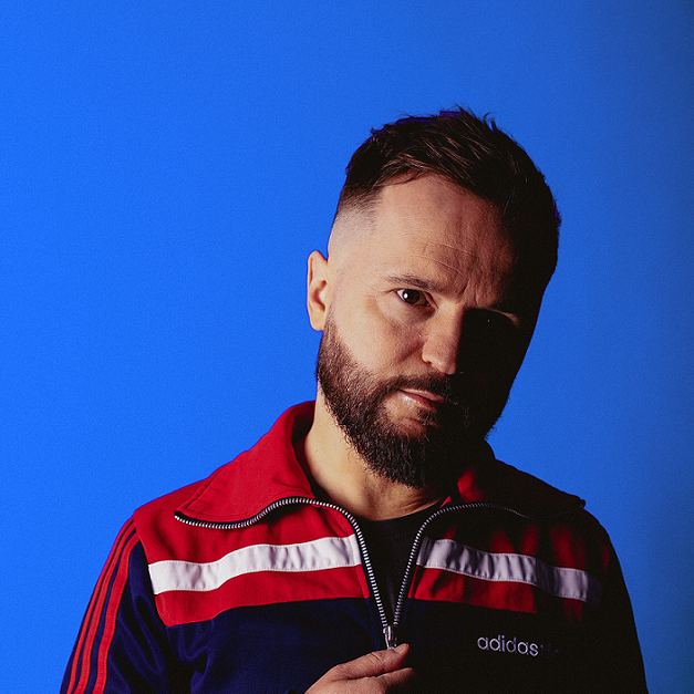 „Wolność twórcza daje mi wielką siłę” – Karol Ossoliński [WYWIAD]