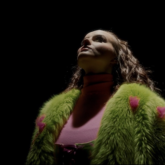 Julianna Olańska z nowym singlem „In My Head”