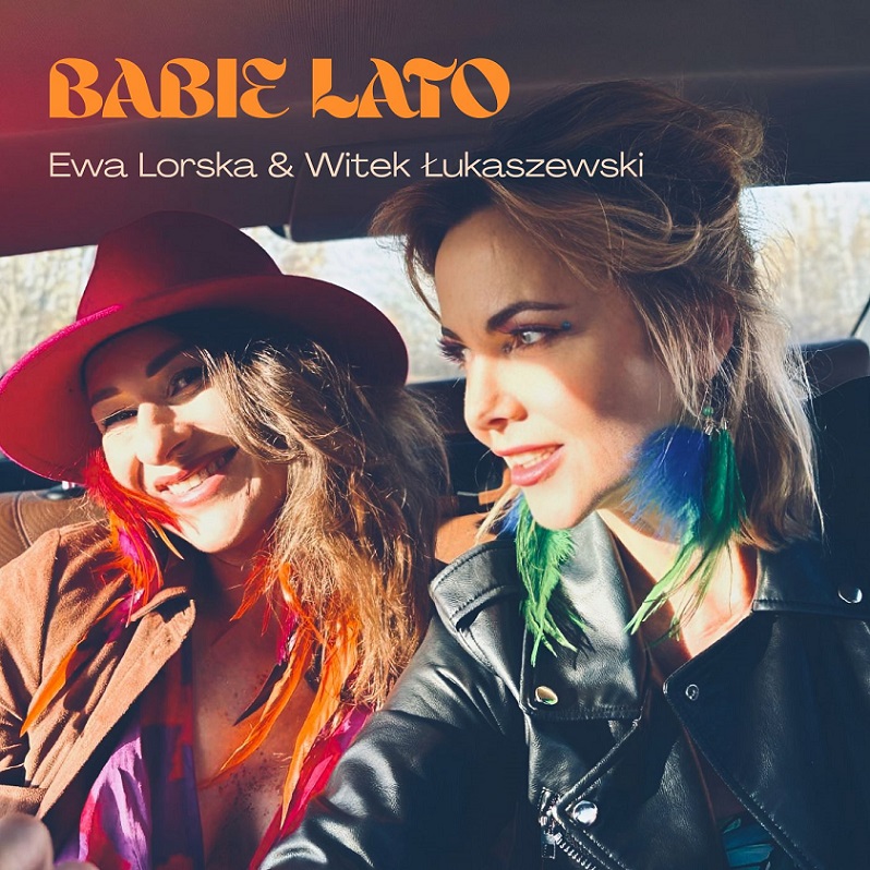 Pajęczyna dźwięków i jesienne światło w „Babim lecie” Ewy Lorskiej i Witka Łukaszewskiego [RECENZJA]